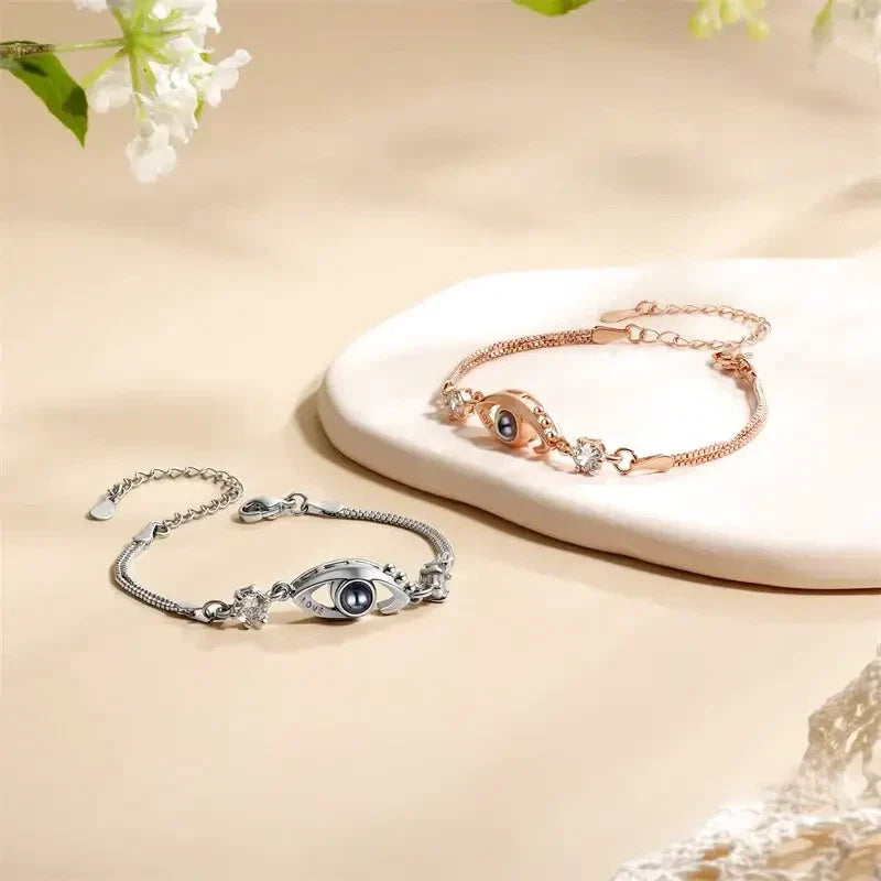 Personalisiertes Armband für Damen mit Augenmotiv und Foto